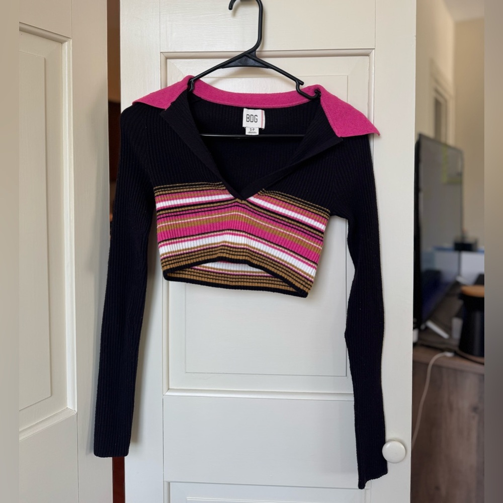 BDG Urban Outfitters cropped polo pink black striped size small